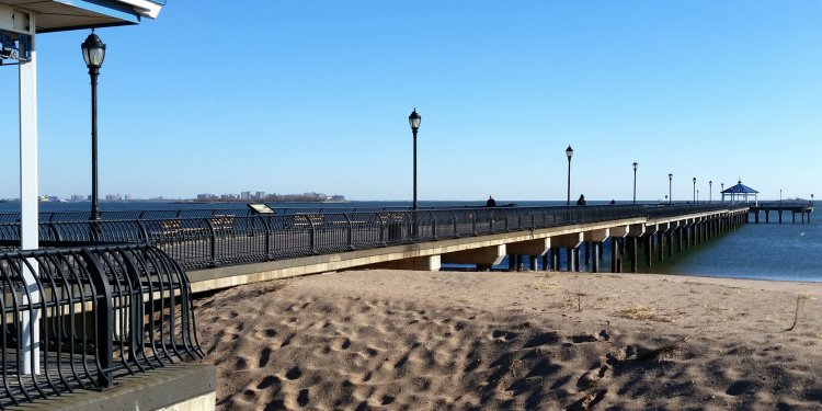 Ocean Breeze Pier