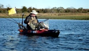 landing-fish-in-a-kayak