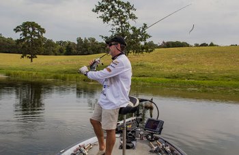 larry nixon casting a worm for bass